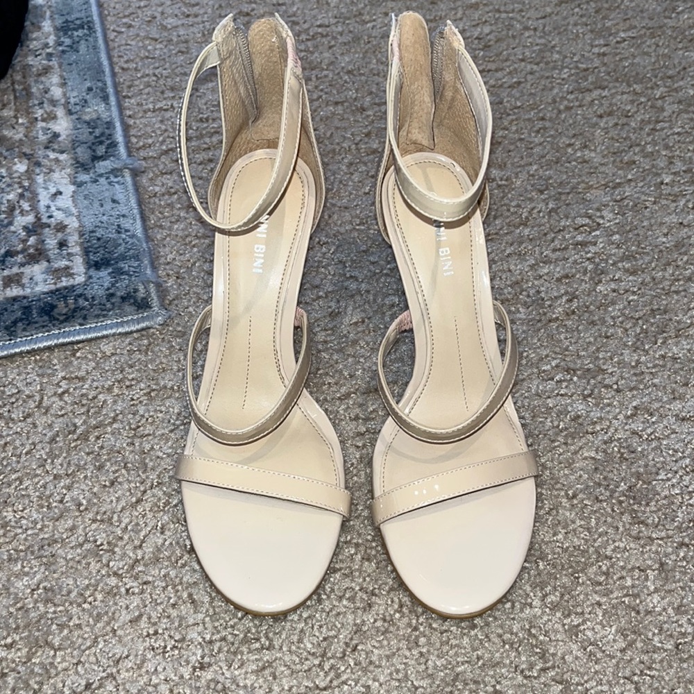 Gianni Bini Heels